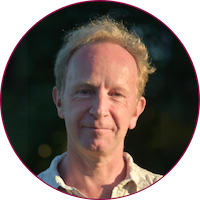 Portrait Vincent fond transparent bord bordeau 200