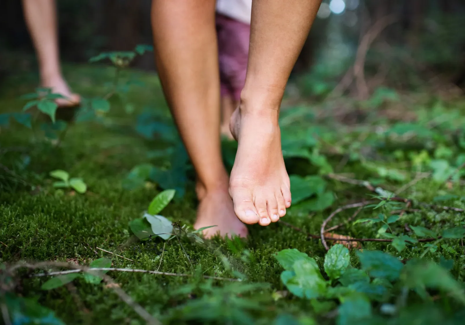 pieds-nus-en-foret